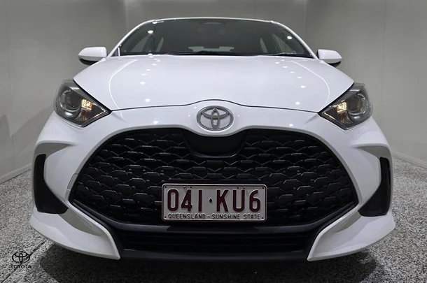 2024 Toyota Yaris Ascent Sport image 6