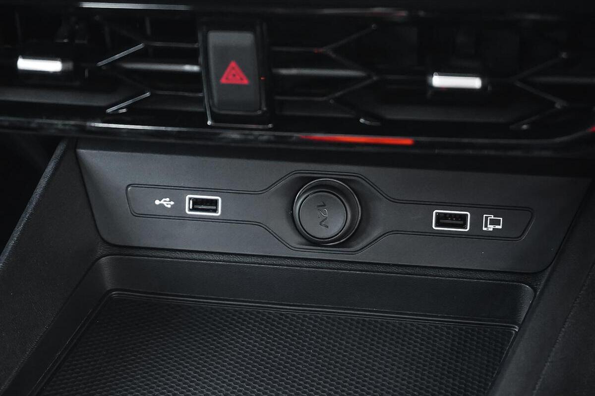 2024 MG MG5 Essence Auto MY24 image 13