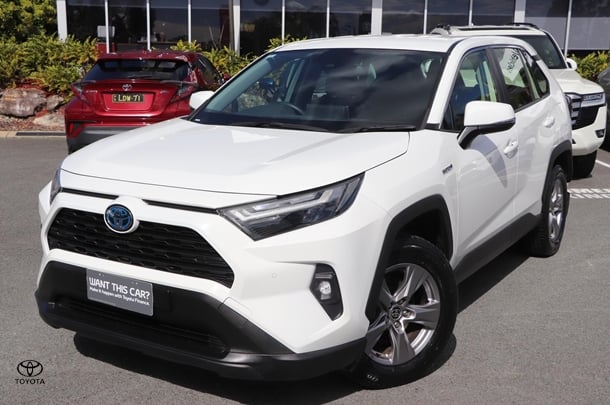 2023 Toyota RAV4 Hybrid GX AWD image 2