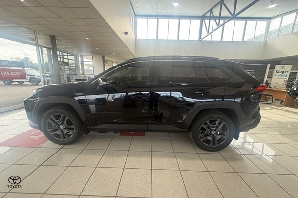 2023 Toyota RAV4 Hybrid Edge AWD image 4