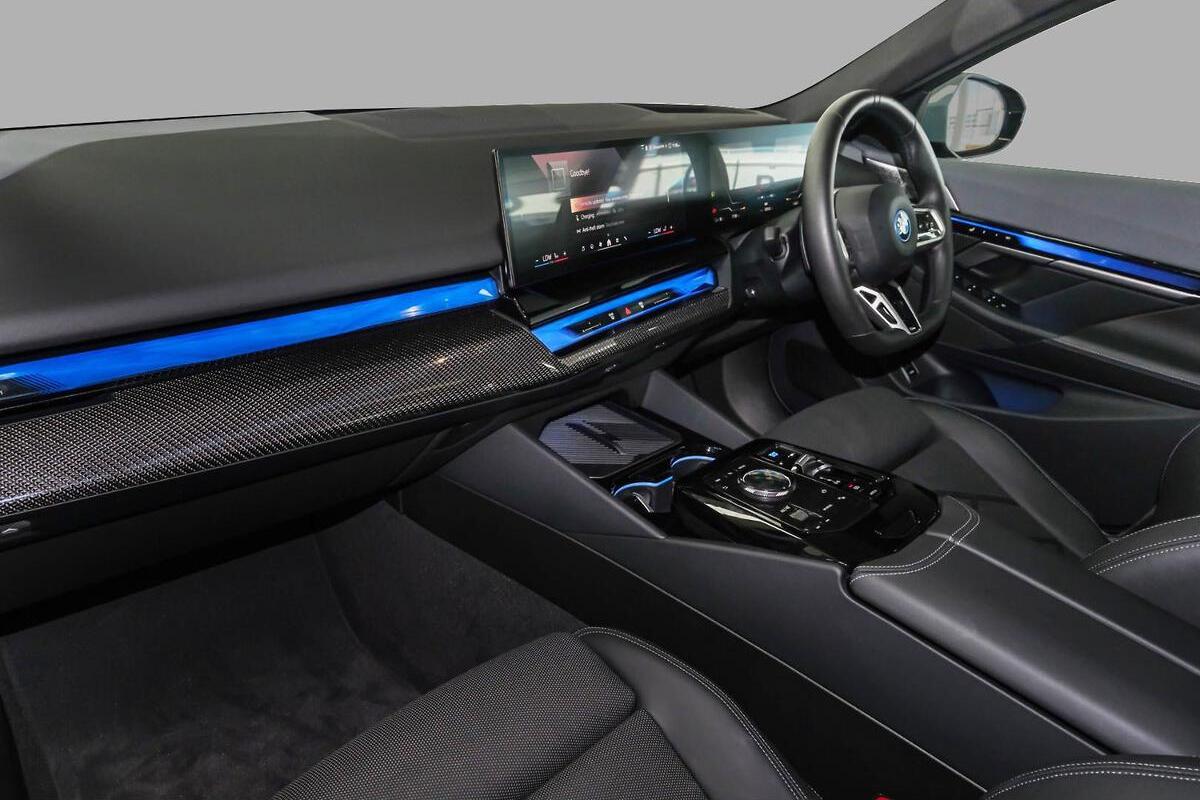 2025 BMW i5 eDrive40 M Sport G60 Auto image 6