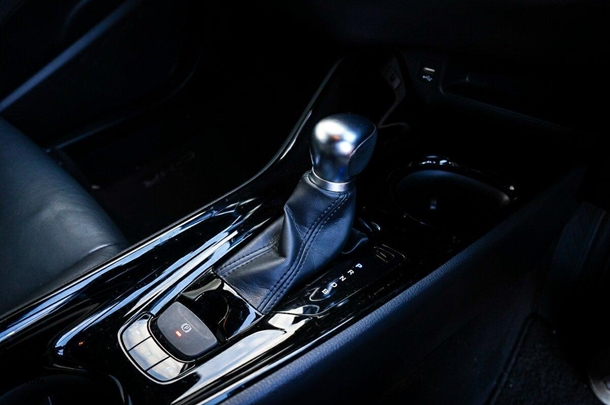 2021 Toyota C-HR Hybrid Koba 2WD image 23