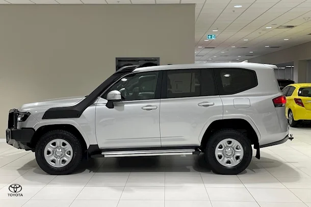 2022 Toyota Landcruiser GX image 5