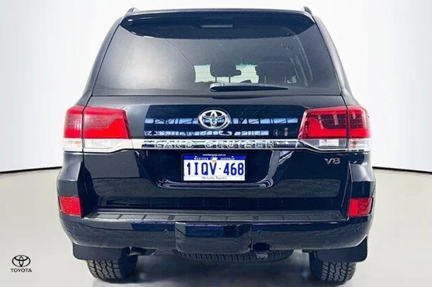 2021 Toyota LANDCRUISER GXL image 7