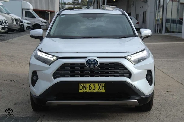 2022 Toyota RAV4 Hybrid Cruiser-AWD image 1