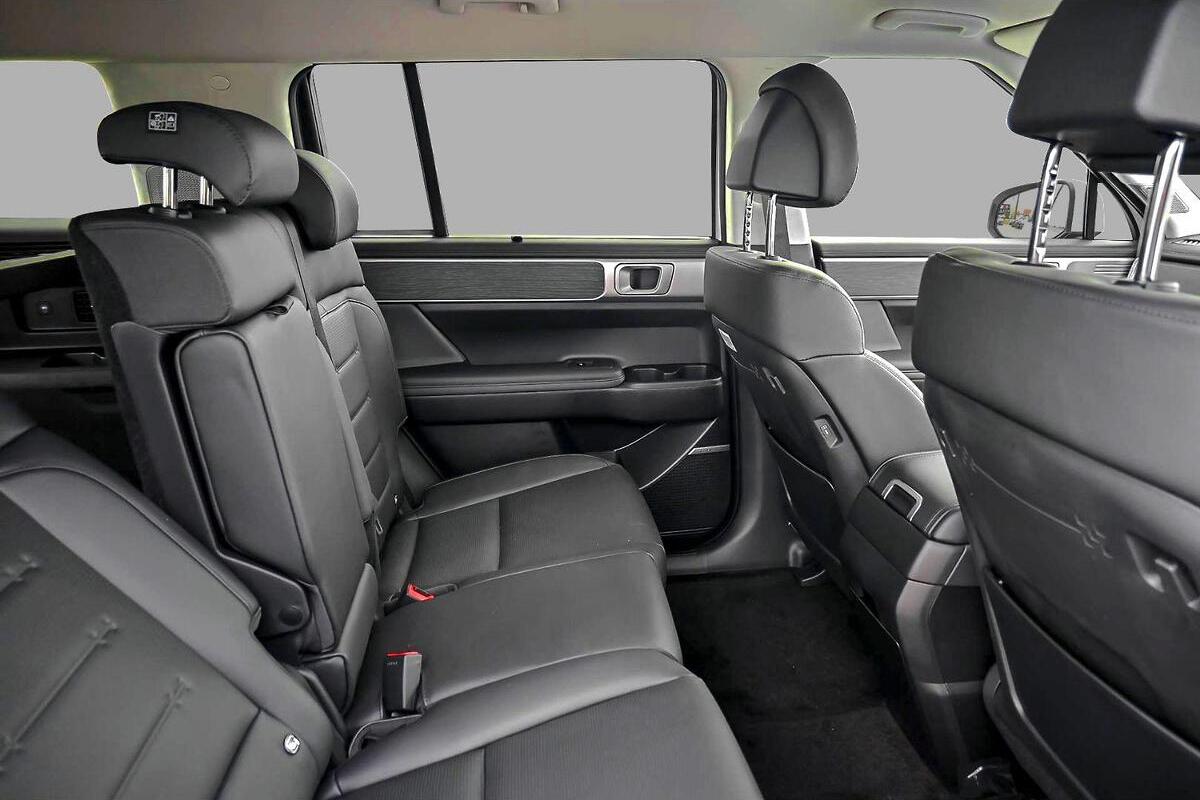 2024 Hyundai Santa Fe Hybrid Elite Auto AWD MY25 image 9