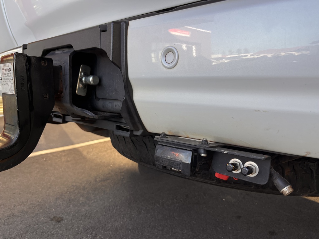 2021 Toyota Landcruiser GXL image 19