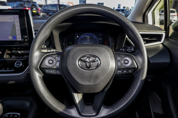 2023 Toyota Corolla Sedan Hybrid Ascent Sport image 11