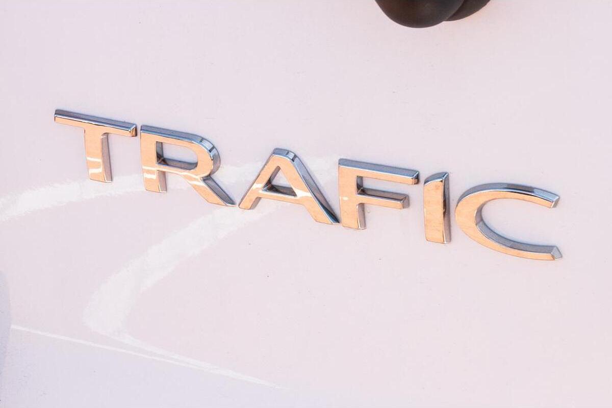 2024 Renault Trafic Premium LWB Auto MY24 image 12