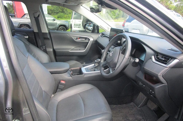 2022 Toyota Rav4 Hybrid Cruiser 2WD image 10