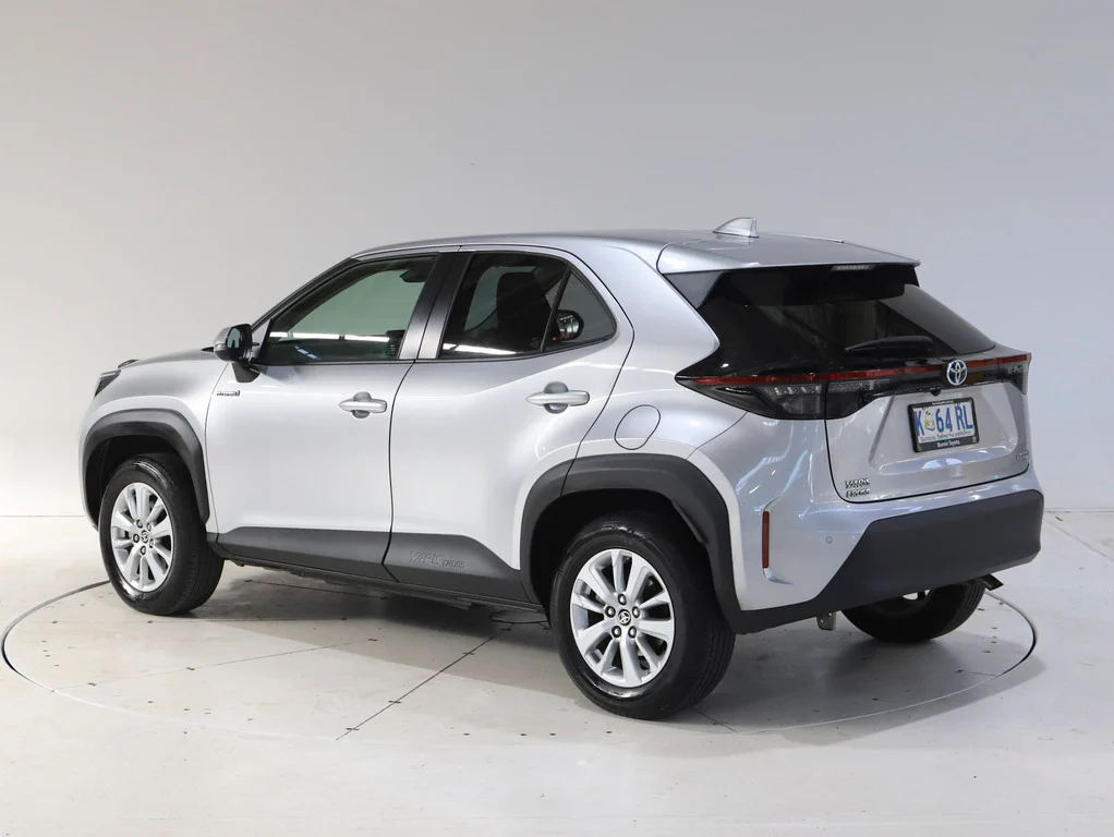 2022 Toyota Yaris Cross Hybrid GXL image 5