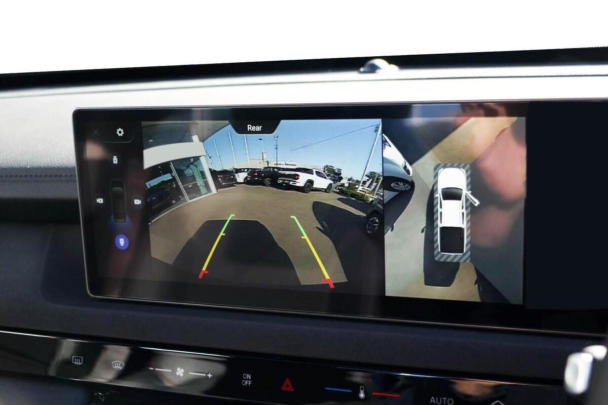 2024 LDV T60 Max PLUS Auto 4x4 MY24 Dual Cab image 12