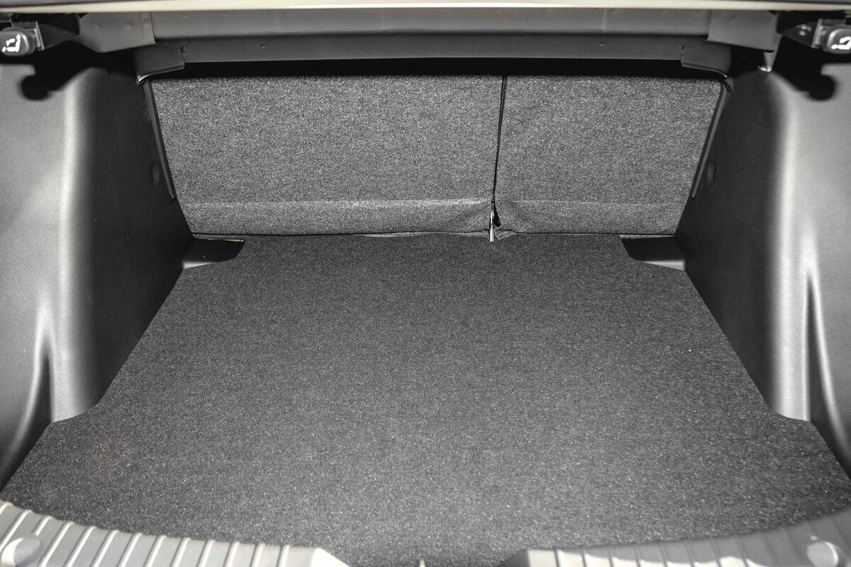 2024 Mazda 2 G15 Pure DL Series Auto image 10