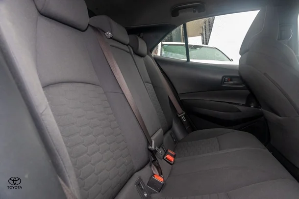 2018 Toyota Corolla Ascent Sport image 9