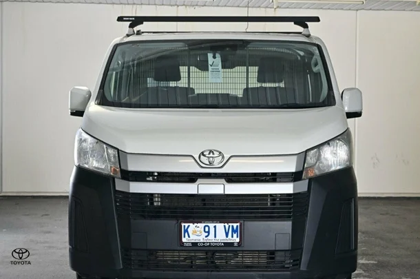2019 Toyota Hiace LWB image 2