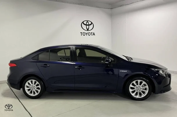 2022 Toyota Corolla Sedan Hybrid Ascent Sport image 4