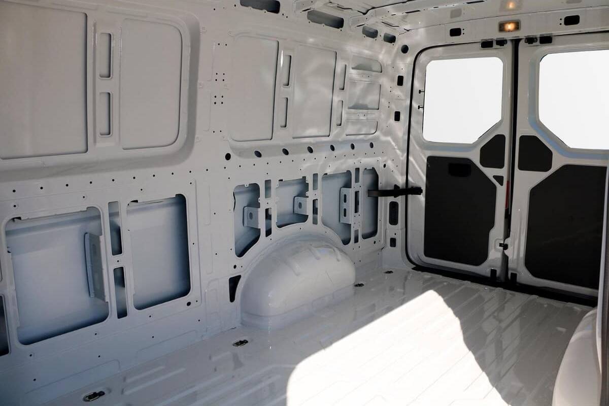 2024 Volkswagen Crafter 35 TDI340 SY1 Medium Wheelbase Manual FWD MY24 image 7