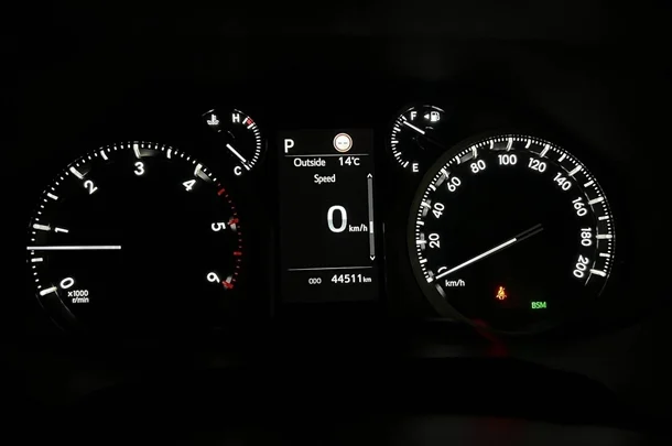 2022 Toyota Prado GXL image 19
