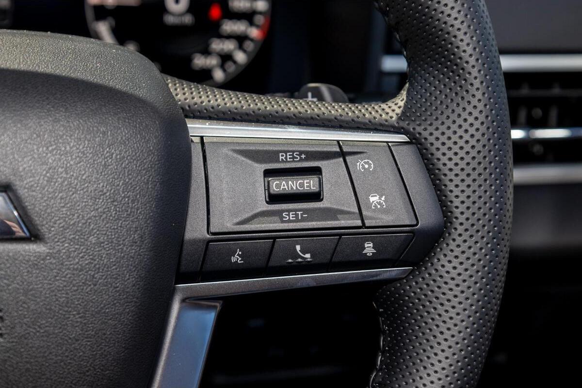 2024 Mitsubishi Outlander PHEV Aspire ZM Auto AWD MY24 image 18