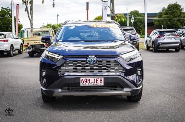 2024 Toyota RAV 4 Hybrid GXL-2WD image 2