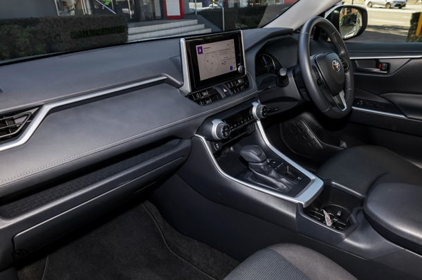 2024 TOYOTA RAV4 Hybrid GX-2WD image 8