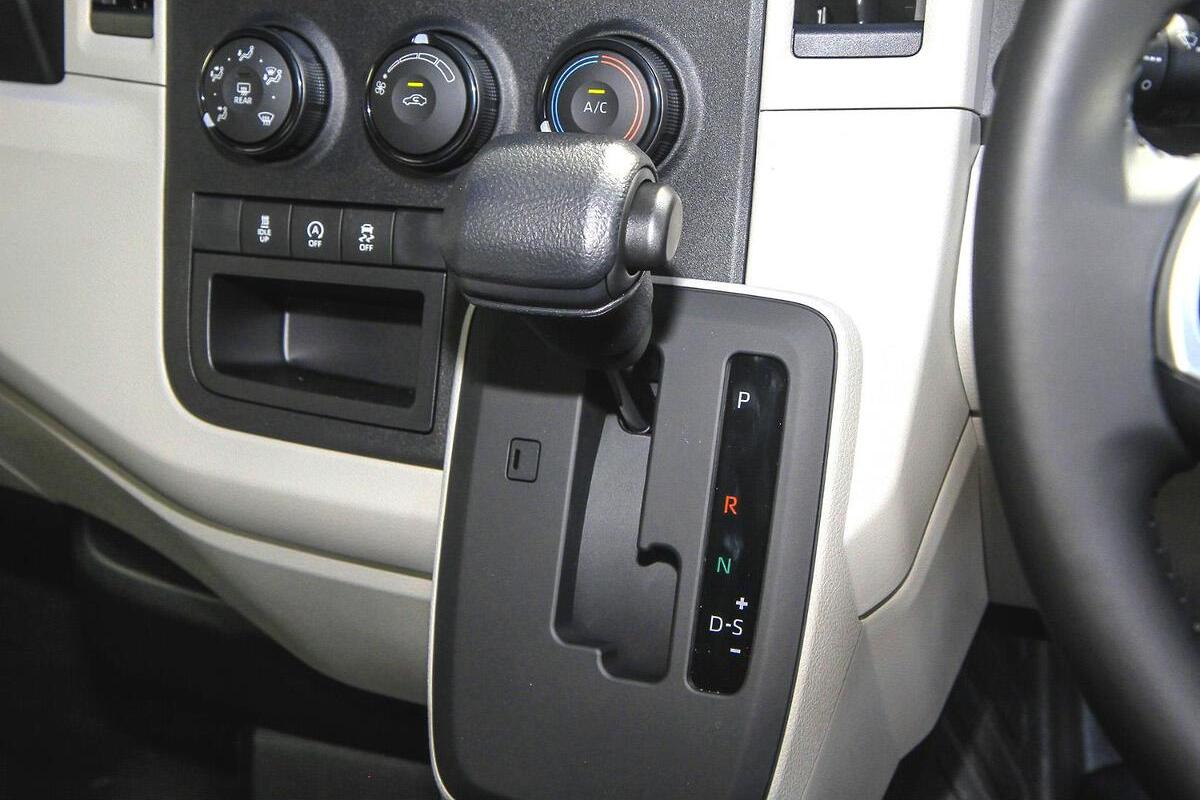 2024 Toyota Hiace LWB Auto image 14