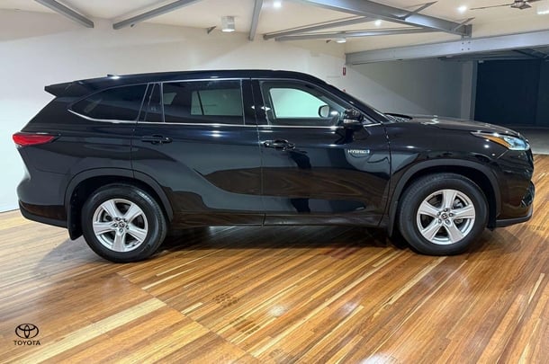 2021 Toyota Kluger Hybrid GX AWD image 12