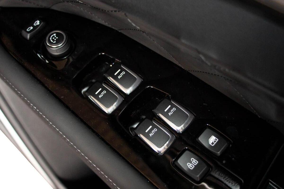 2024 SsangYong Rexton Ultimate Sport Pack Auto 4x4 MY24 image 17