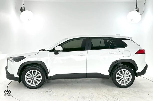 2022 Toyota Corolla Cross Petrol GX image 6