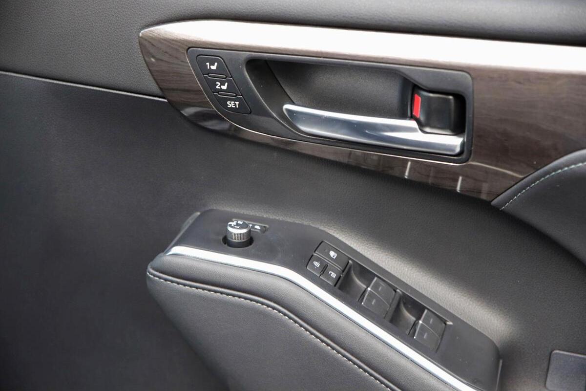 2024 Toyota Kluger Grande Auto eFour image 16