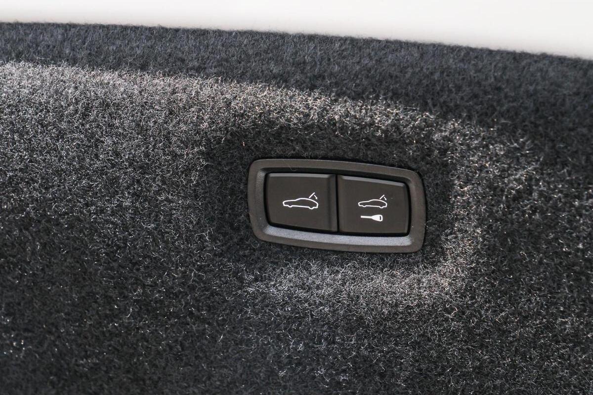2024 Audi RS e-tron GT Auto e-quattro MY24 image 14