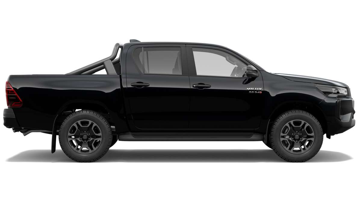 2025 Toyota Hilux 4x4 SR5 48V Double-Cab Pick-Up image 2
