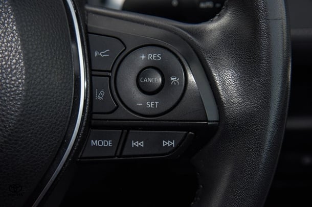 2023 Toyota Rav4 Hybrid GX image 15