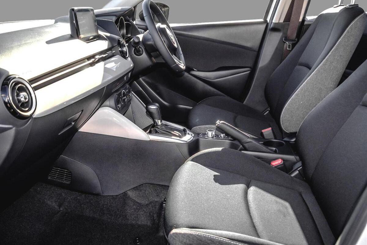 2024 Mazda 2 G15 Pure DL Series Auto image 8