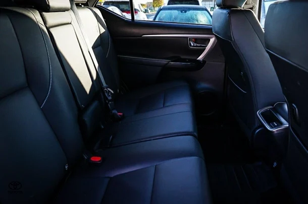 2023 Toyota Fortuner Crusade image 11