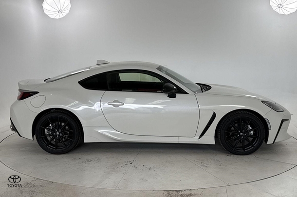 2024 Toyota GR86 GTS image 9