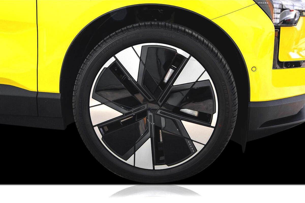 2024 Volvo EX30 Twin Motor Performance Ultra Auto AWD MY25 image 18