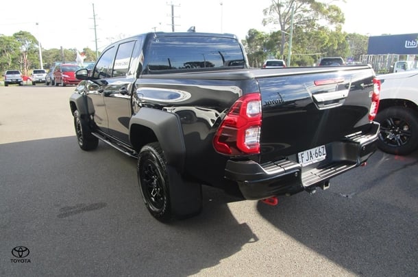 2024 Toyota Hilux GR-S image 6
