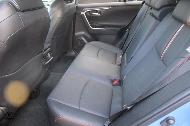 2021 Toyota Rav4 Hybrid Edge AWD image 11