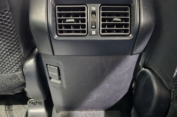 2019 Toyota Prado GX image 27