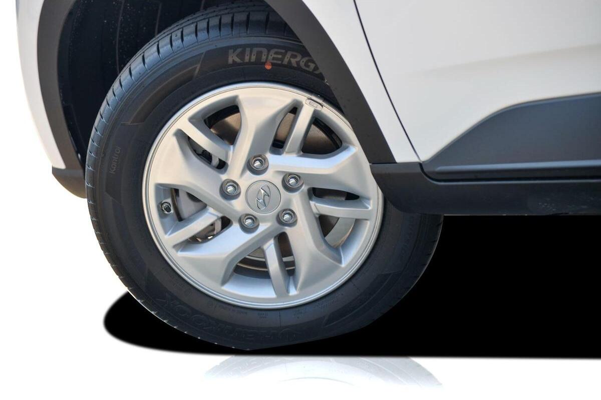 2024 Hyundai Venue Manual MY24 image 21