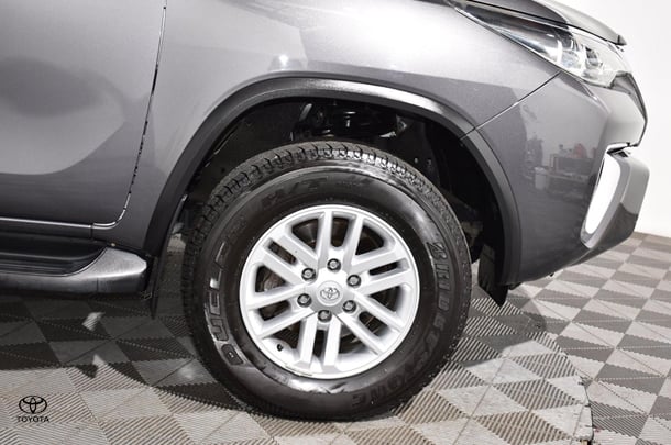 2018 Toyota Fortuner GXL image 18