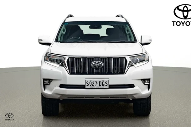 2022 Toyota PRADO GXL image 2