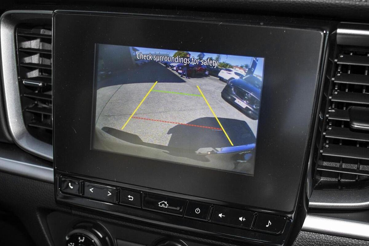 2024 Mazda BT-50 XT TF Auto 4x2 Dual Cab image 9