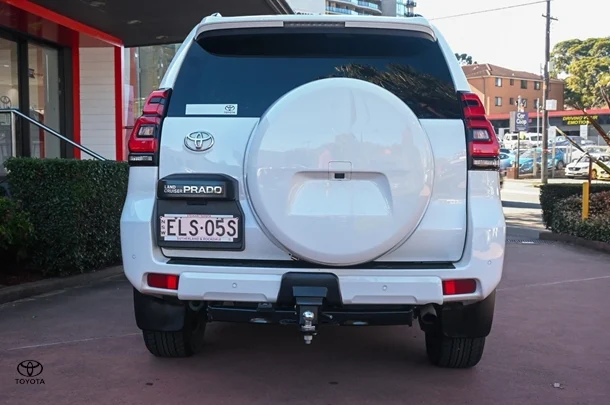 2021 TOYOTA Prado VX image 5