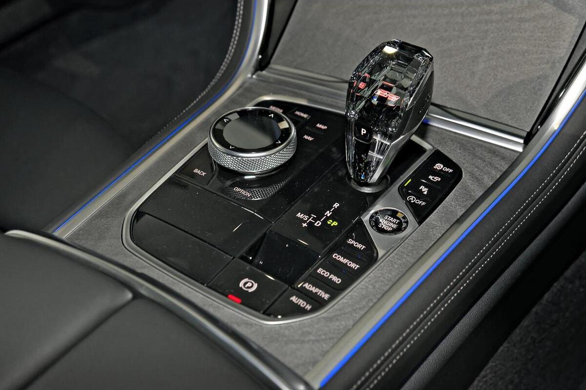 2025 BMW 8 Series 840i M Sport G16 LCI Auto image 16