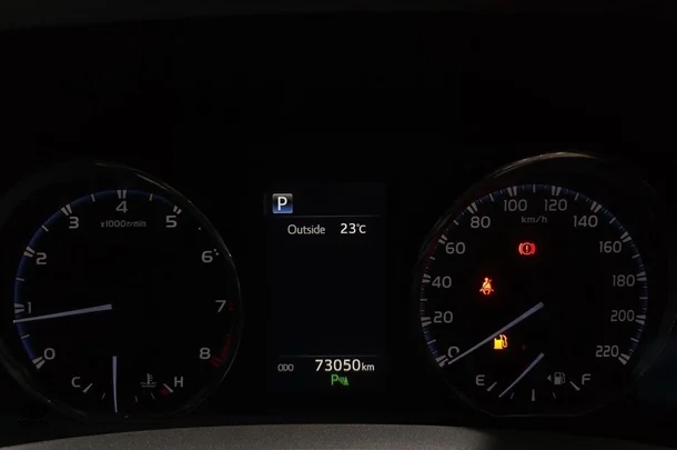 2018 Toyota RAV4 GX-2WD image 14