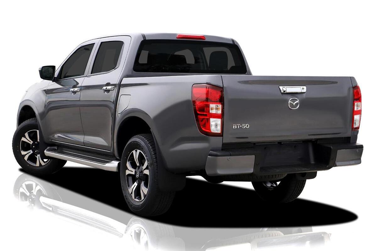 2024 Mazda BT-50 XTR TF Auto 4x2 Dual Cab image 4