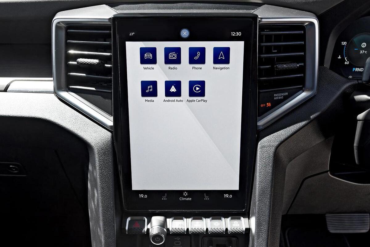 2024 Volkswagen Amarok TDI500 Style NF Auto 4MOT MY23 Dual Cab image 12