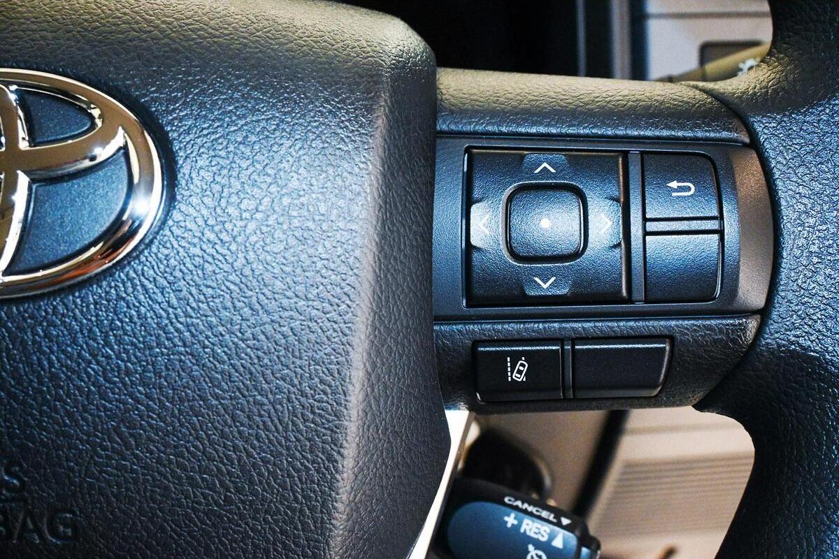 2024 Toyota Landcruiser GXL Manual 4x4 Double Cab image 14